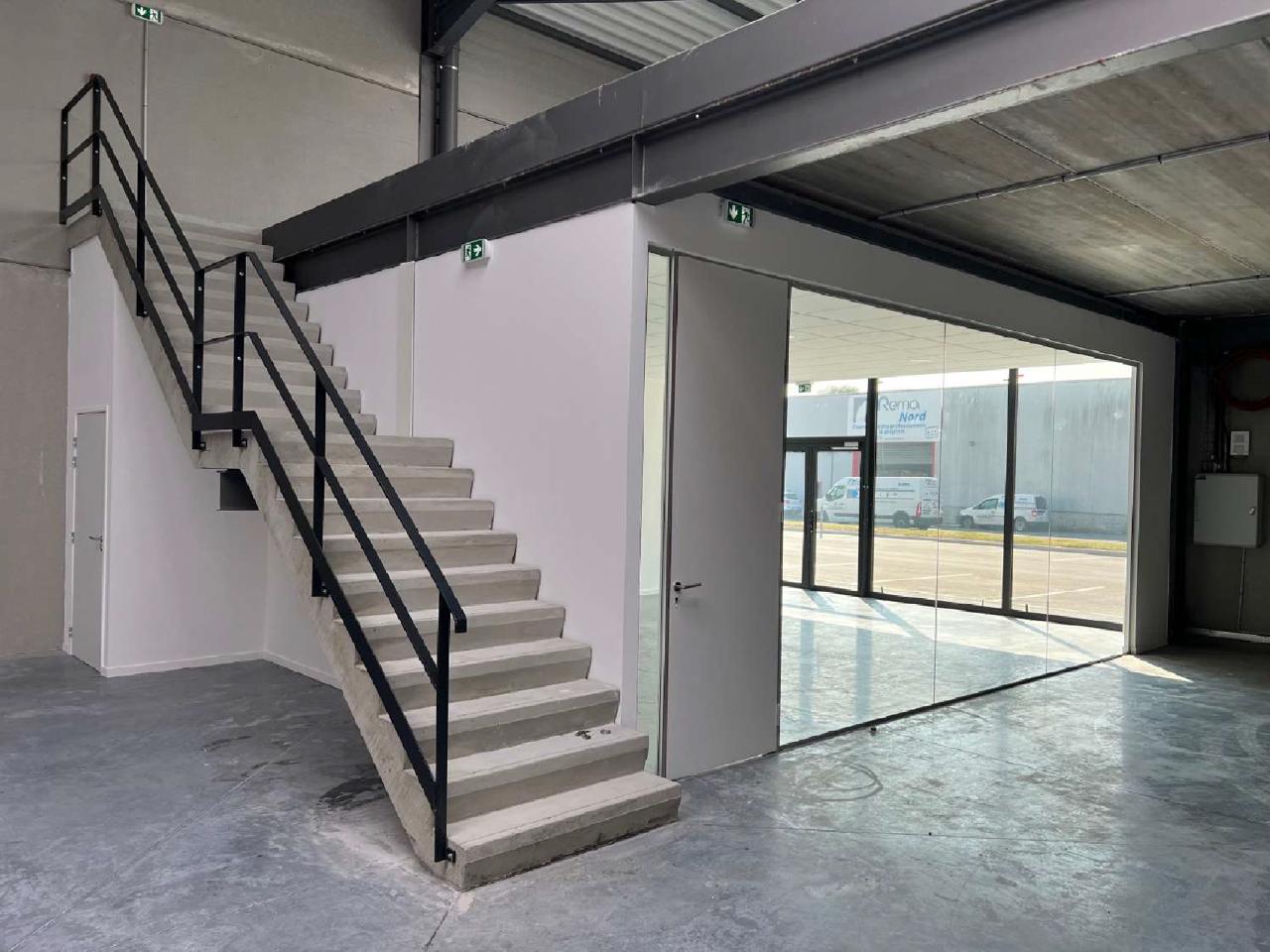Local d'activité Neuville-en-Ferrain 527m² Location local d'activité Neuville-en-Ferrain Nord OLACT2308581 4